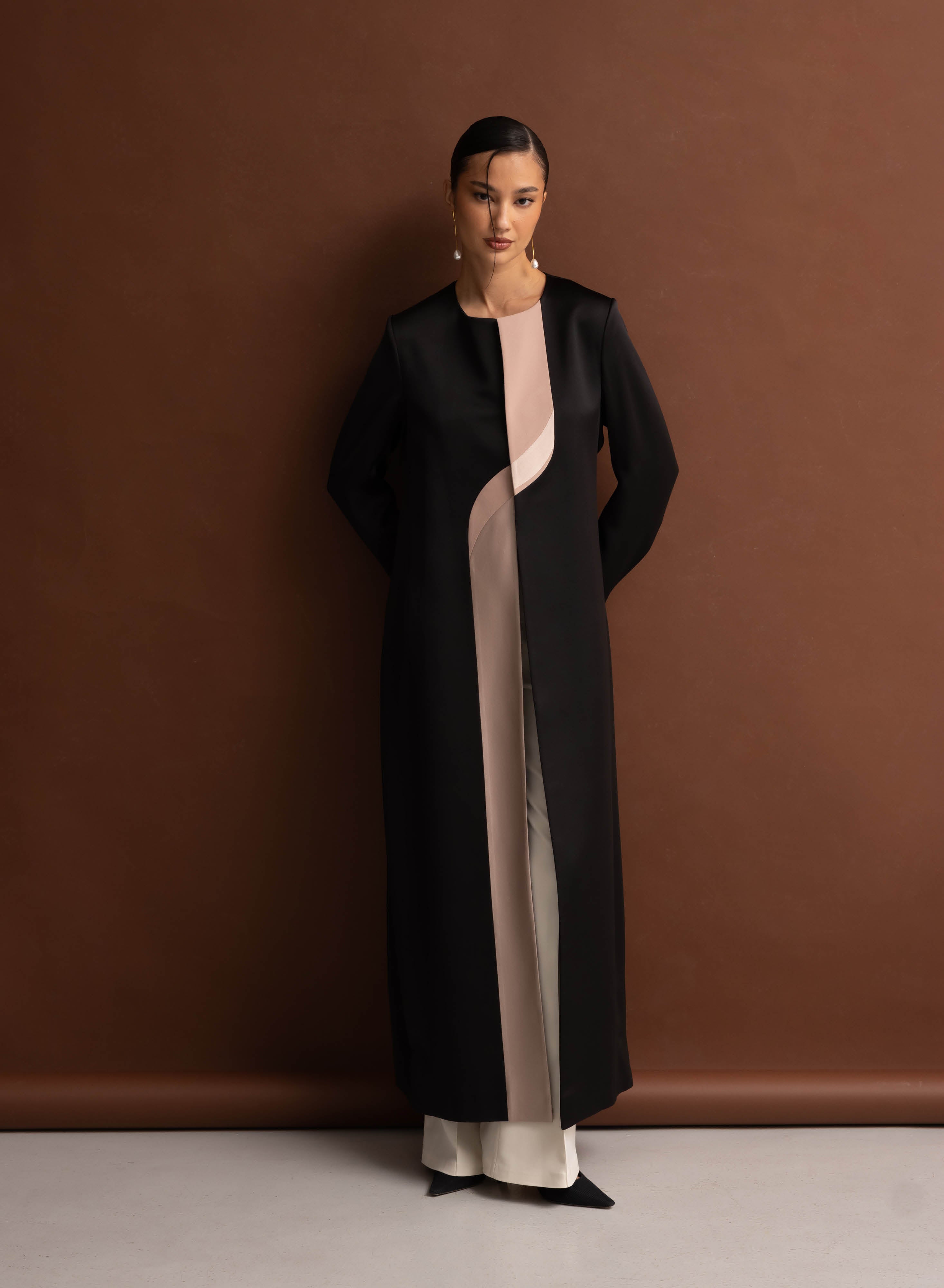 Waves Abaya - Black
