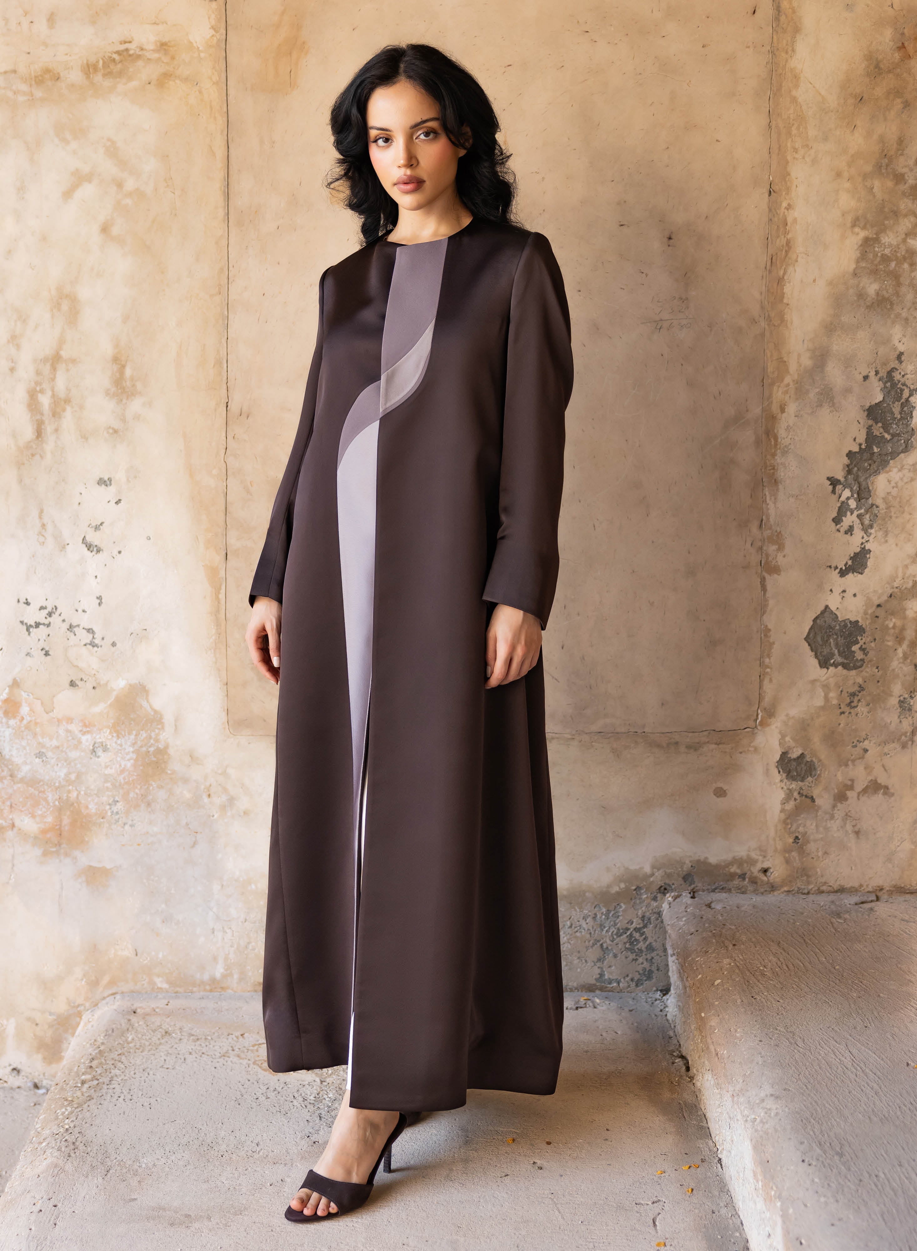 Waves Abaya - Brown